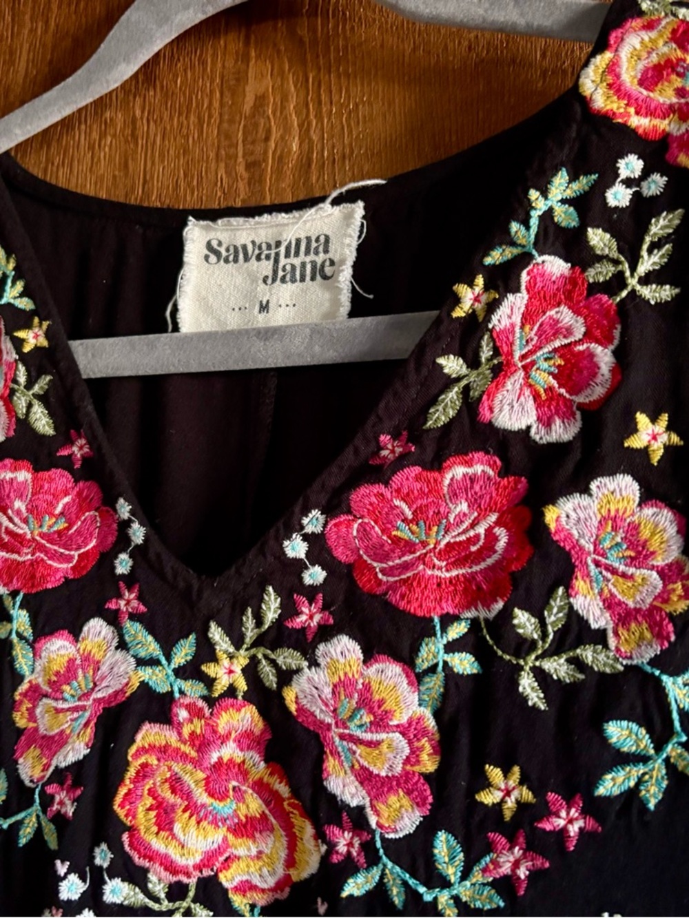 Savanna Jane Embroidered Floral Boho Top Black Medium - Picture 2 of 7